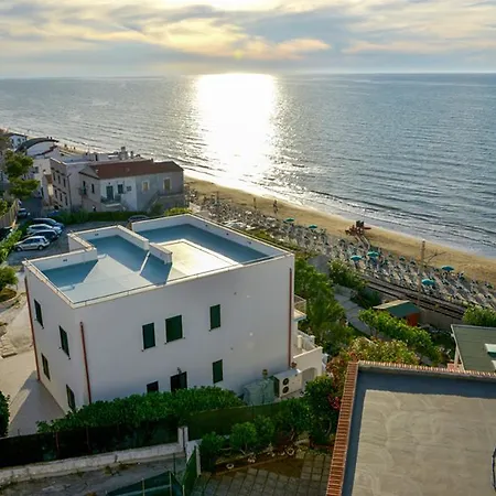 Nettuno 3*
